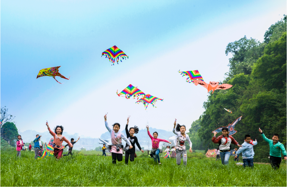 9 春天里 刘盛叶 13317459482.png