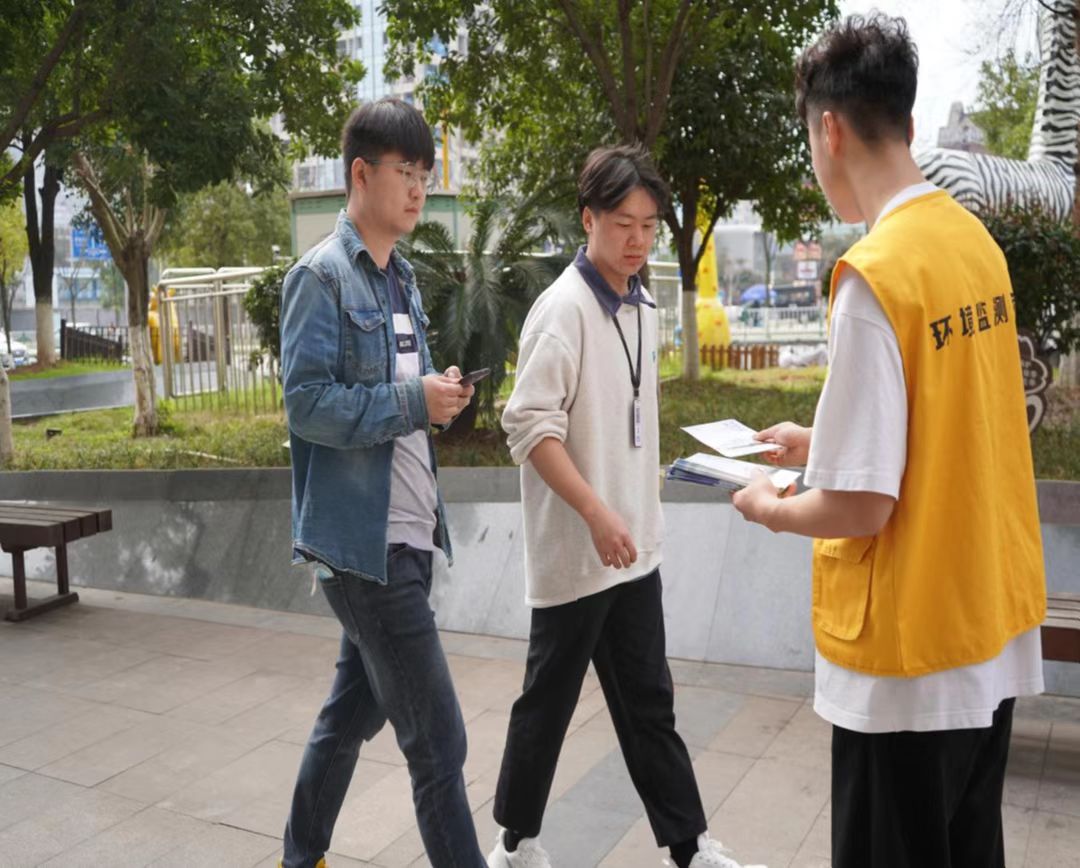 1674872743045053891.jpg 1674872743045053891.jpg