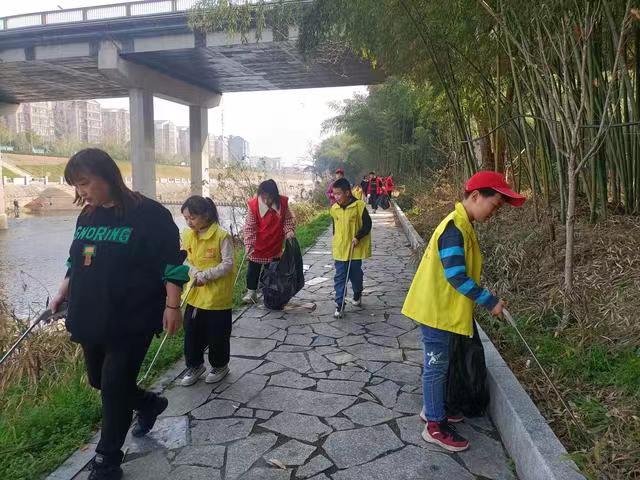 1678755526838098373.jpg 1678755526838098373.jpg