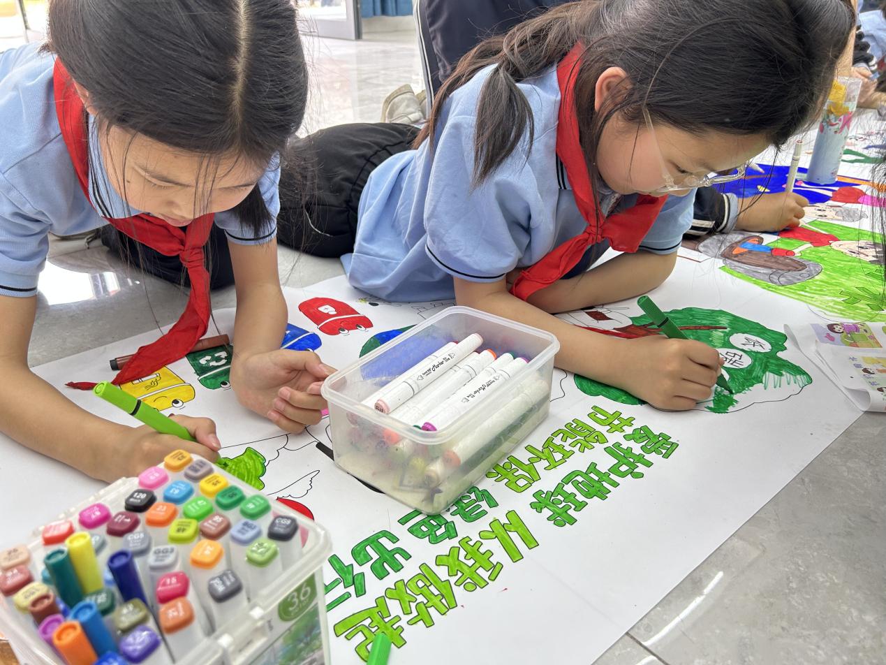 1681803640932096617.jpg 1681803640932096617.jpg