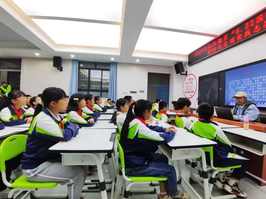 1684892743465019773.jpg 1684892743465019773.jpg