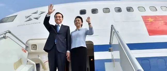 1698805995585036410.jpg 1698805995585036410.jpg