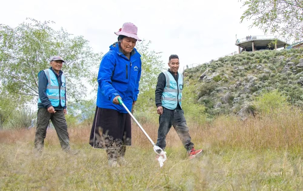 1703574624090088693.jpg 1703574624090088693.jpg