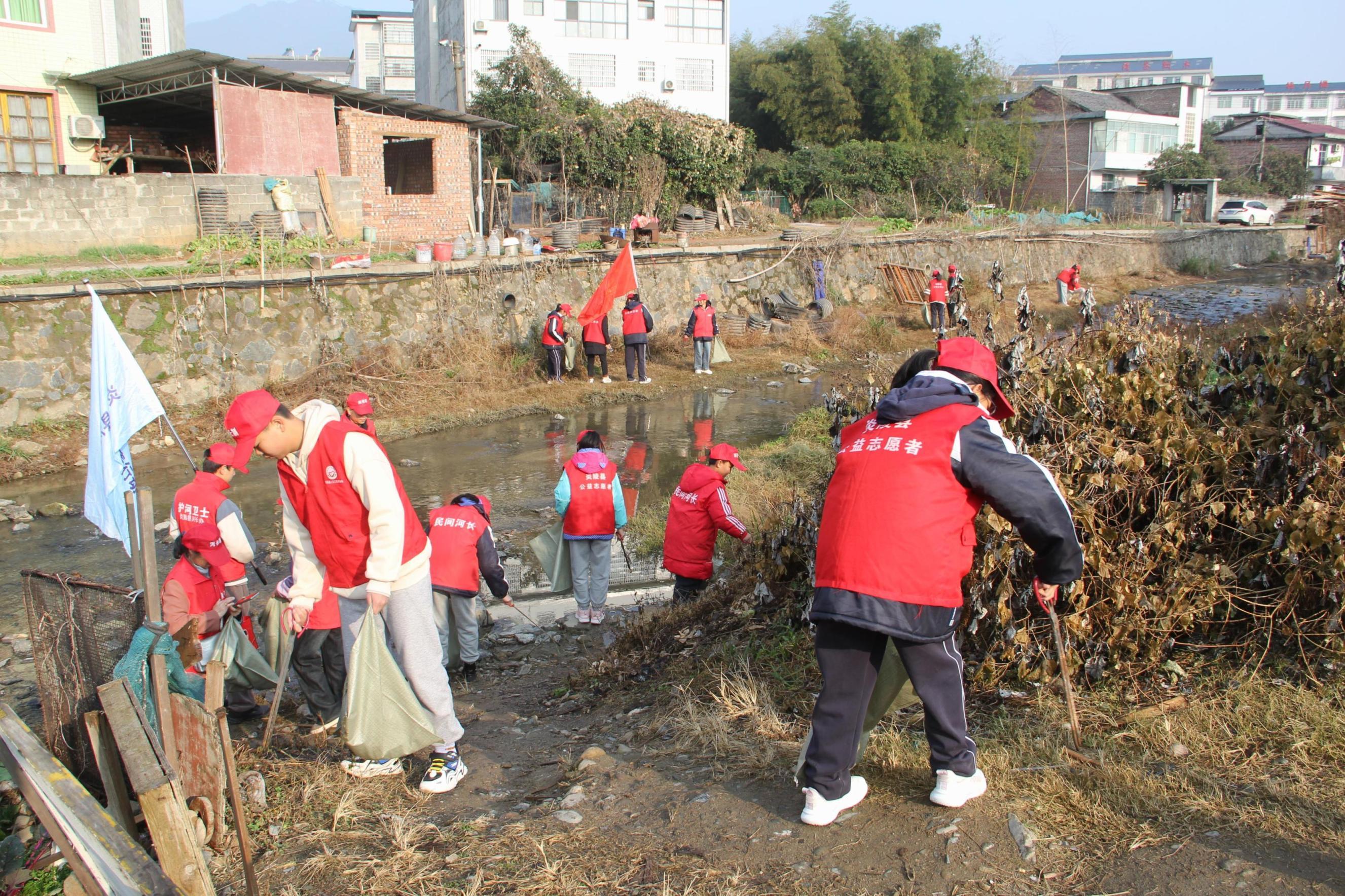 1704180349179064152.jpg 1704180349179064152.jpg