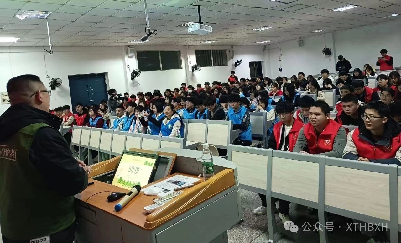 1710383699840019131.jpg 1710383699840019131.jpg