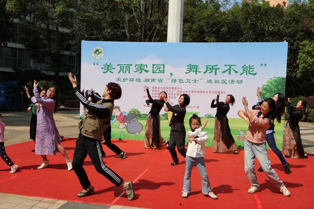 1712042443794076297.jpg 1712042443794076297.jpg