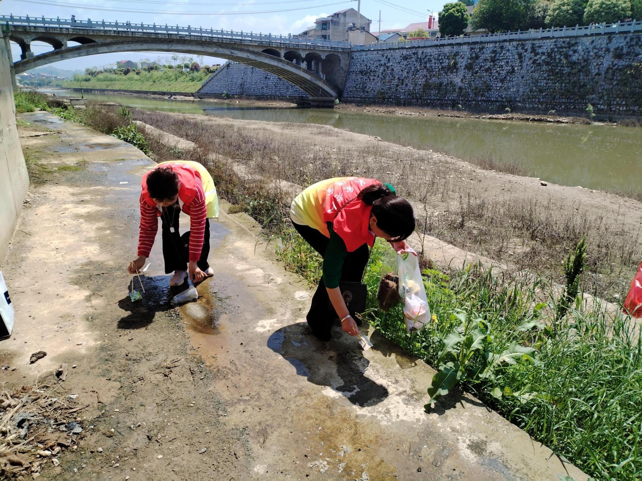 1712566753776053049.jpg 4.8溆浦世界卫生日3.jpg.jpg