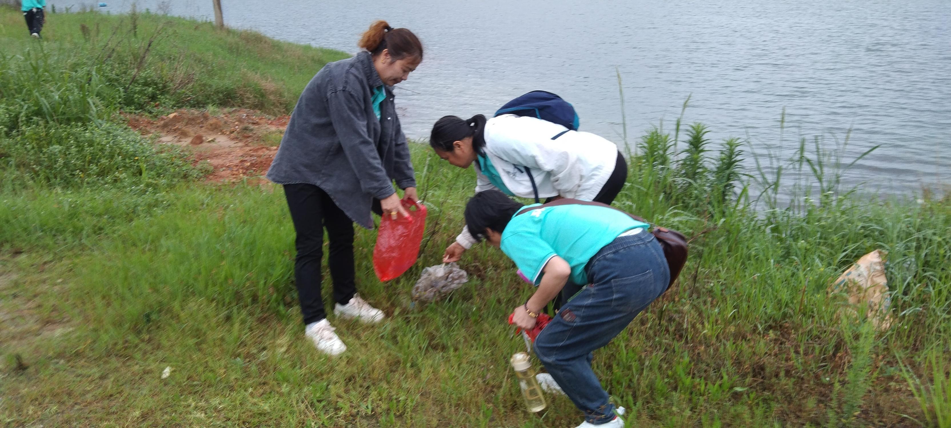 1715585713975088318.jpg 1715585713975088318.jpg